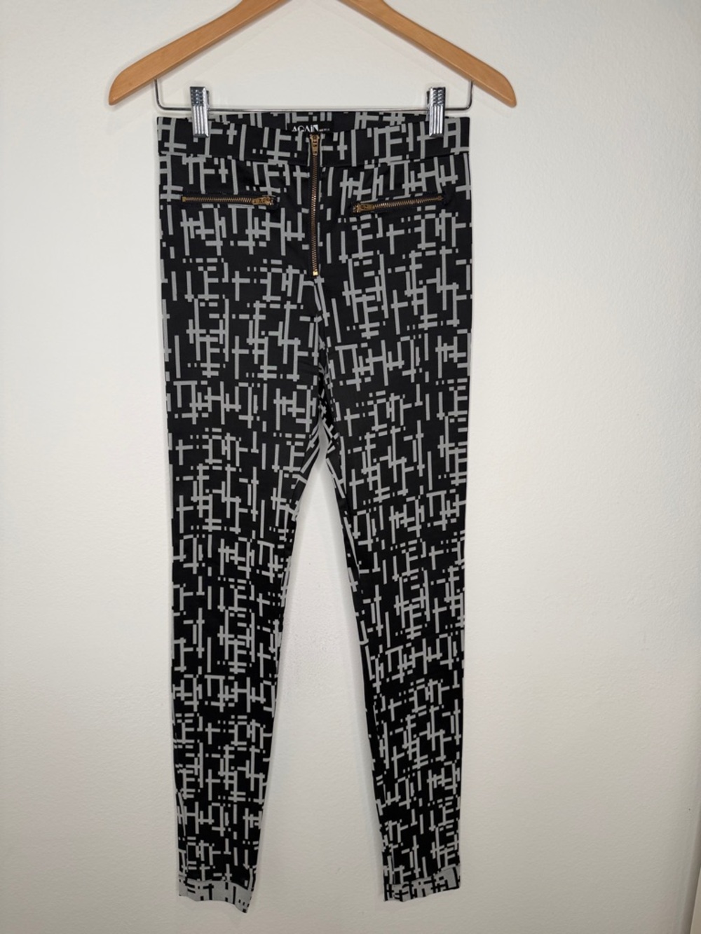 AGAIN LA High Waisted Skinny Pants Black & White Print Size S